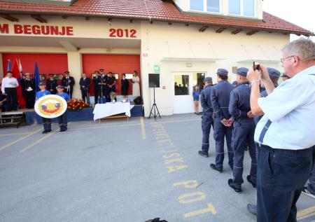 100 letnica PGD Begunje  gasilska parada 19 Foto Ljubo Vukelič